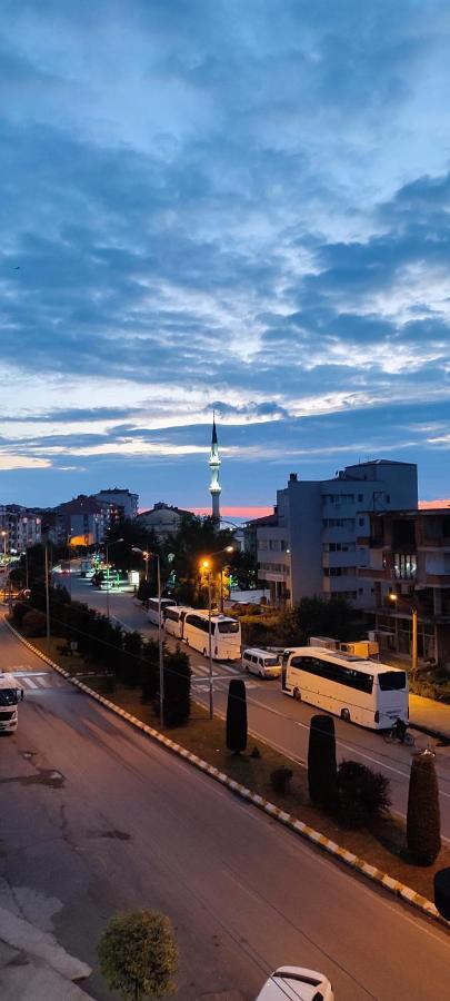 Metro Vip Aparthotel Trabzon Bagian luar foto